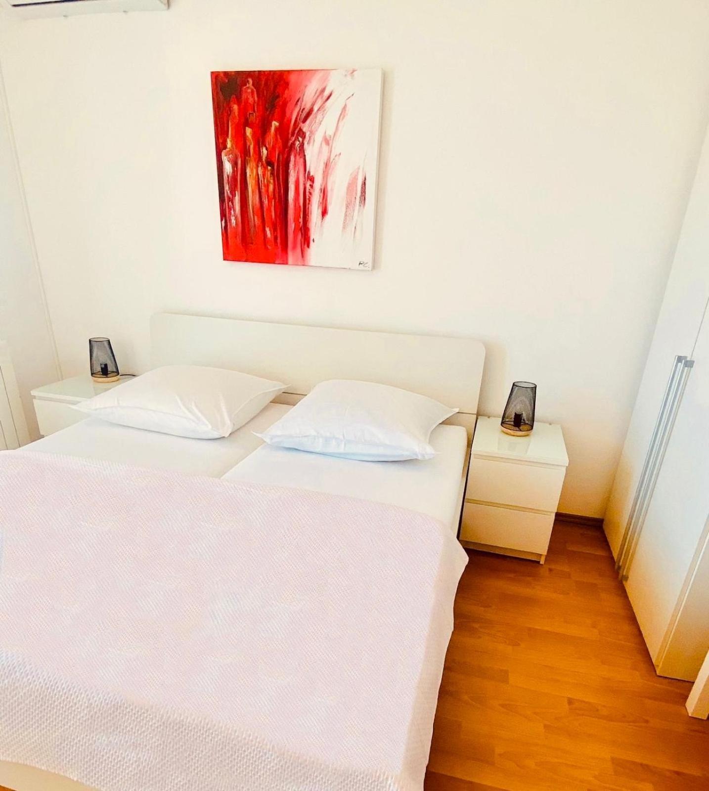 House Agradable Appartement Seget Vranjica Buitenkant foto